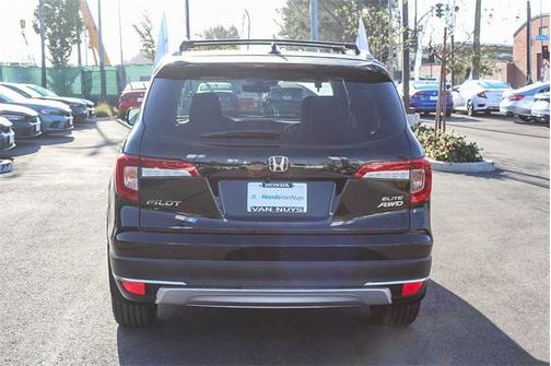 2022 Honda Pilot AWD Elite