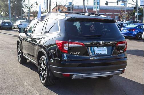 2022 Honda Pilot AWD Elite