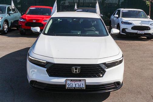 Platinum White Pearl 2023 Honda Accord LX 1.5T