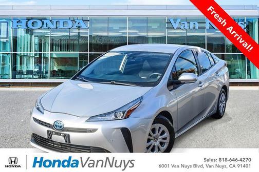 2022 Toyota Prius LE