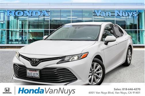 2018 Toyota Camry SE