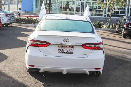 2021 Toyota Camry SE