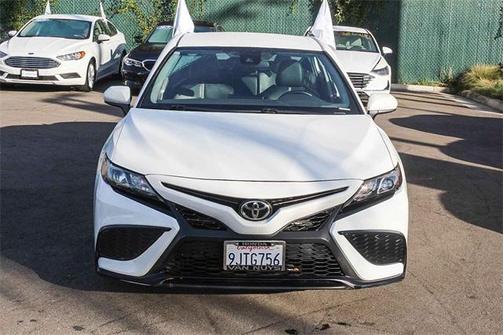 2021 Toyota Camry SE