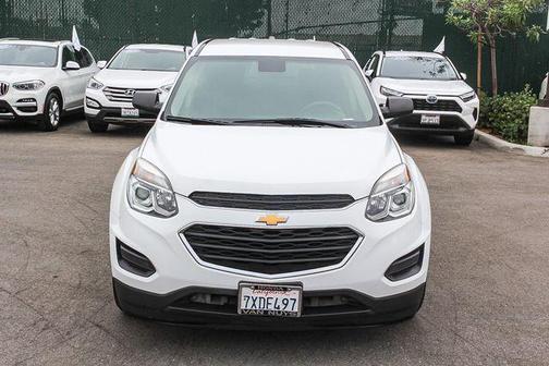 Summit White 2017 Chevrolet Equinox LS