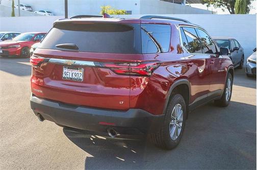 2023 Chevrolet Traverse LT Cloth