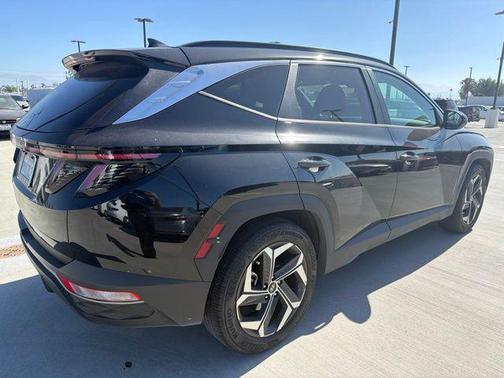 Phantom Black 2022 Hyundai TUCSON SEL