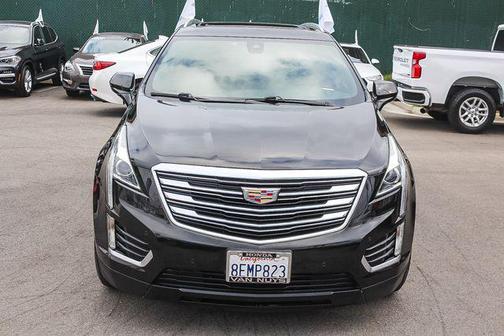 Stellar Black Metallic 2018 Cadillac XT5 Luxury