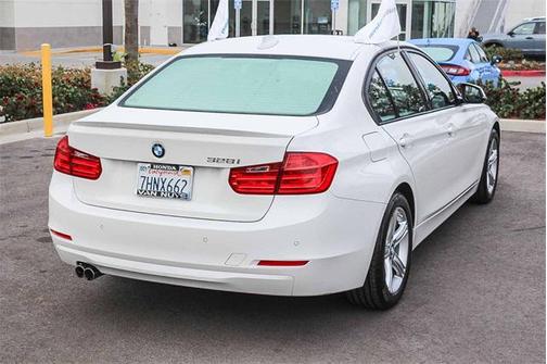 2015 BMW 328 328i