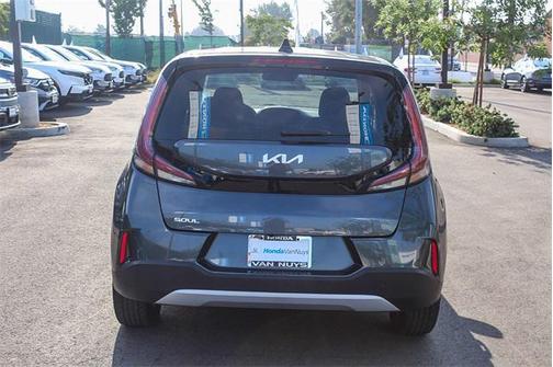 2023 Kia Soul LX