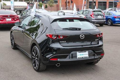 2021 Mazda Mazda3 FWD w/Premium Package