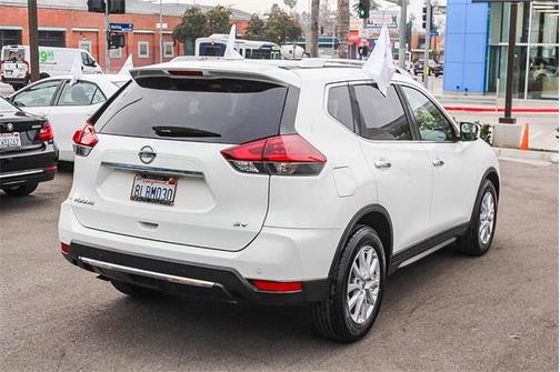 2019 Nissan Rogue SV