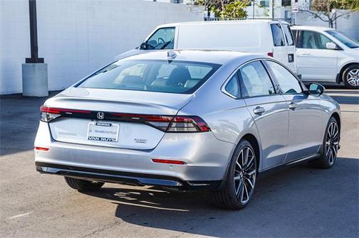 2025 Honda Accord Hybrid Touring
