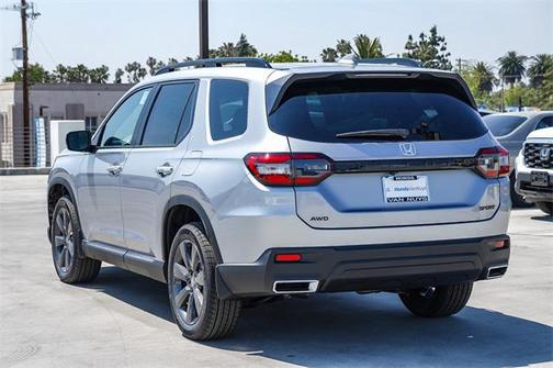 2025 Honda Pilot Sport