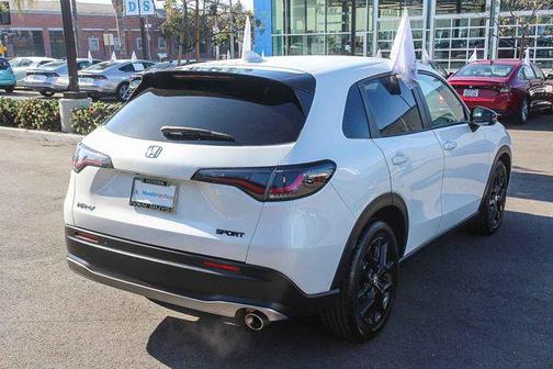 Platinum White Pearl 2023 Honda HR-V 2WD Sport