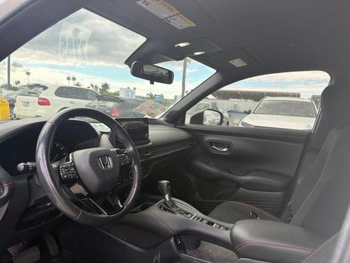 Platinum White Pearl 2023 Honda HR-V 2WD Sport