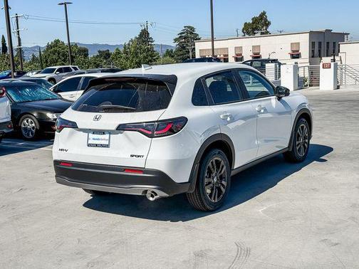 2026 Honda HR-V AWD Sport