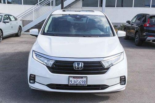 Platinum White Pearl 2024 Honda Odyssey Touring