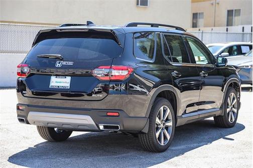 2025 Honda Pilot Elite