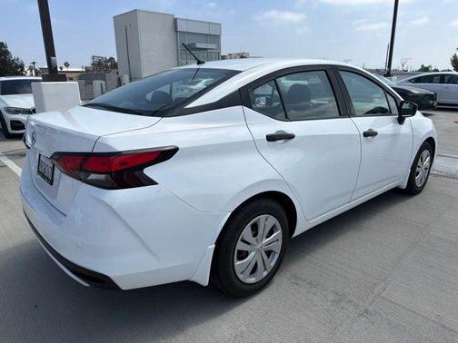 Fresh Powder 2020 Nissan Versa 1.6 S