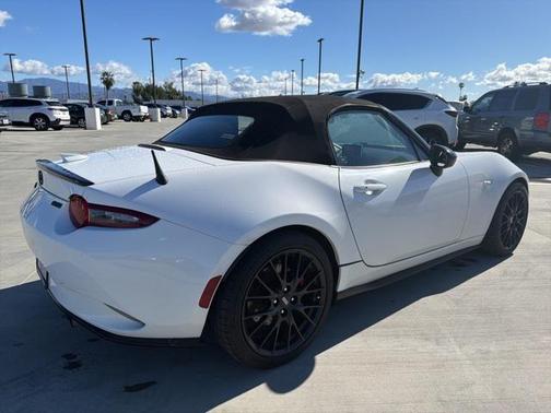 2016 Mazda MX-5 Miata Club