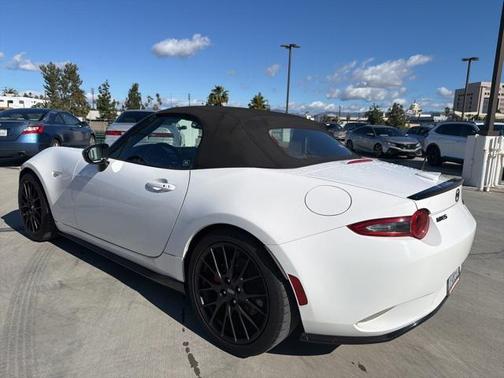 2016 Mazda MX-5 Miata Club