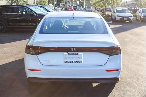 2025 Honda Accord LX 1.5T