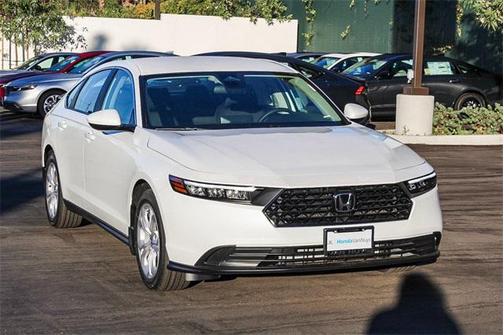 2025 Honda Accord LX 1.5T