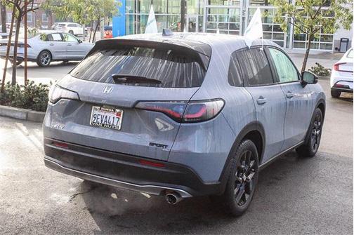 2023 Honda HR-V 2WD Sport