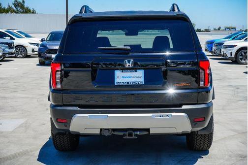 Crystal Black Pearl 2026 Honda Passport AWD TrailSport Elite