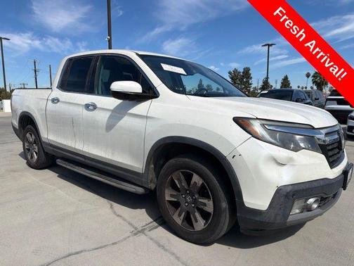 White Diamond Pearl 2018 Honda Ridgeline RTL-E