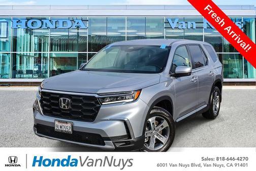 Lunar Silver Metallic 2024 Honda Pilot EX-L