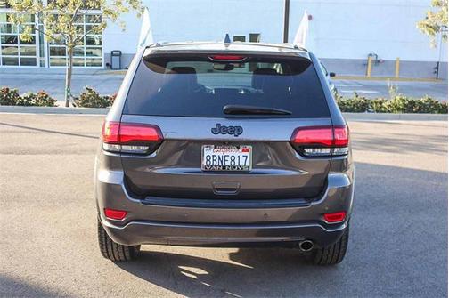 2018 Jeep Grand Cherokee Altitude