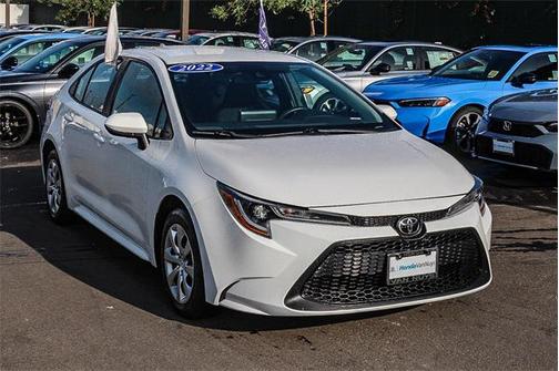 2022 Toyota Corolla LE