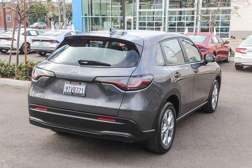 Modern Steel Metallic 2025 Honda HR-V LX