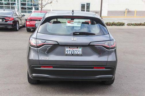 Modern Steel Metallic 2025 Honda HR-V LX