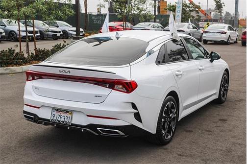 2024 Kia K5 GT-Line