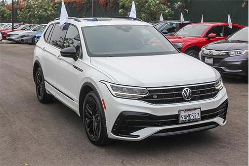 2022 Volkswagen Tiguan 2.0T SE R-Line Black