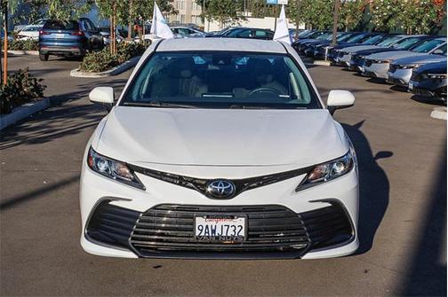 2022 Toyota Camry LE