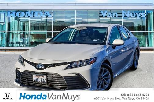 2022 Toyota Camry LE
