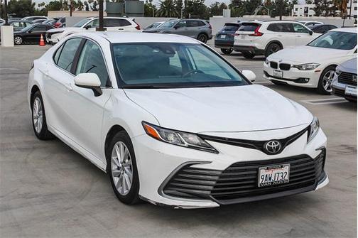 2022 Toyota Camry LE
