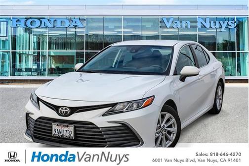 2022 Toyota Camry LE