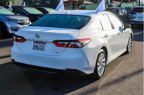 2022 Toyota Camry LE