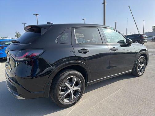 Crystal Black Pearl 2024 Honda HR-V EX-L