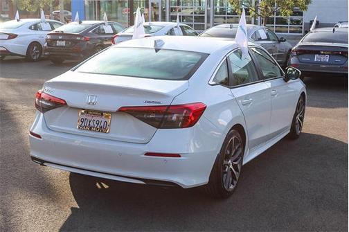 2022 Honda Civic Touring