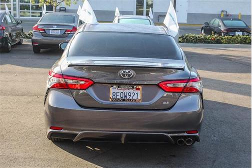 2018 Toyota Camry SE