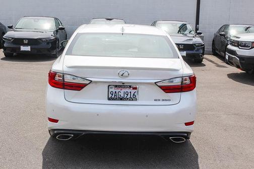 Eminent White Pearl 2017 Lexus ES 350 Base