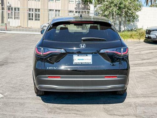 2026 Honda HR-V LX