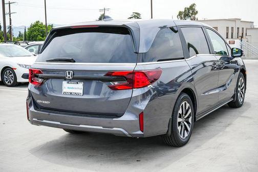 Modern Steel Metallic 2026 Honda Odyssey EX-L