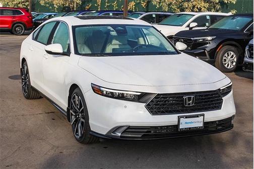 2025 Honda Accord Hybrid Touring