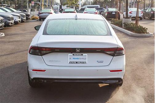 2025 Honda Accord Hybrid Touring